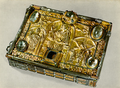 The silver case in which the Cathach was brought to war.