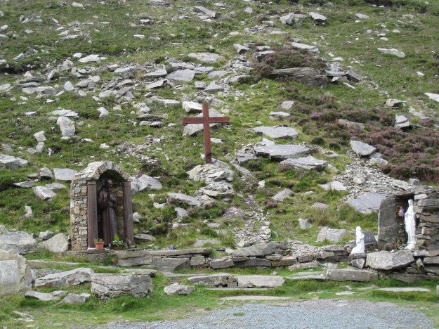 A better view of the shrine, with the loose stone that was used to block the pass on display.